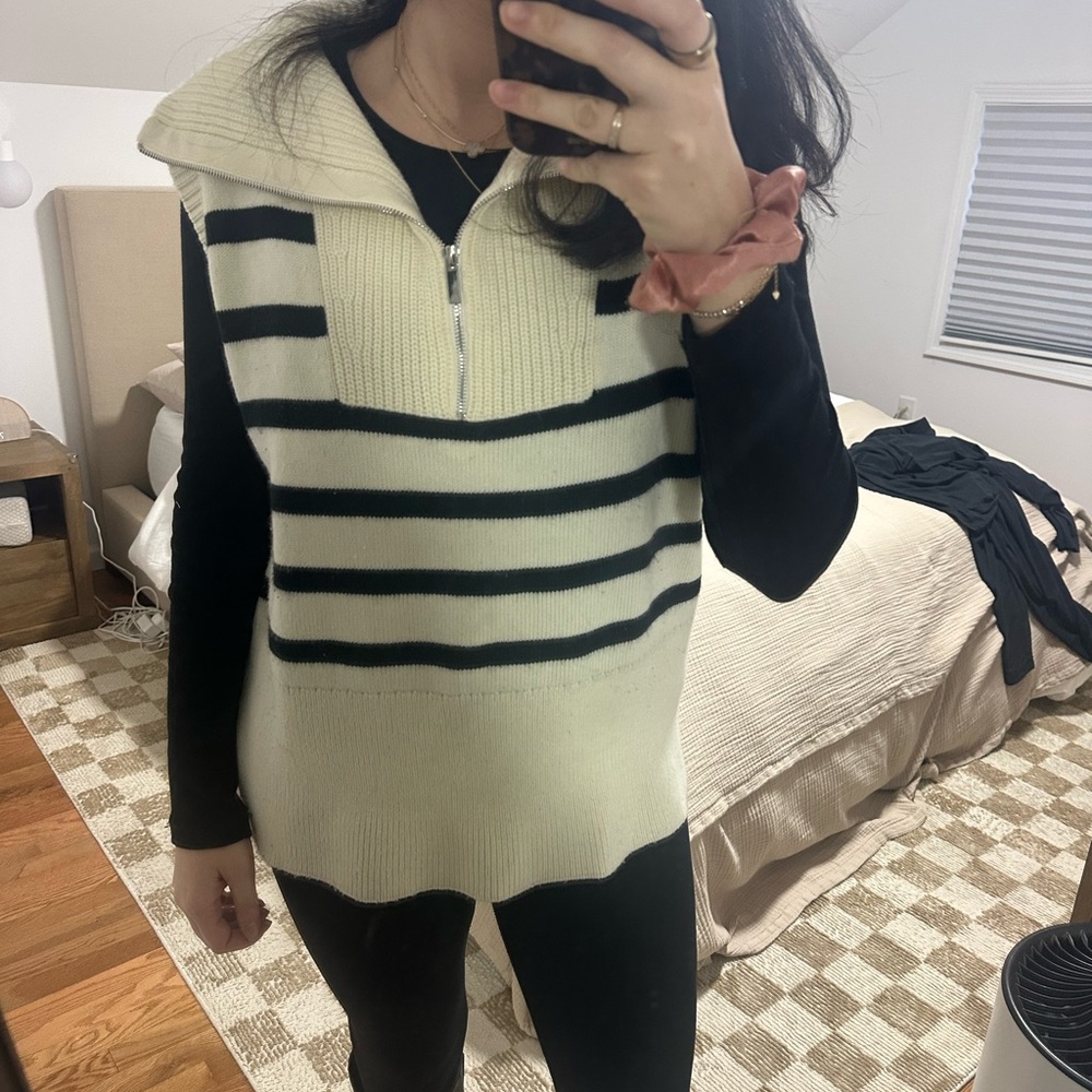 WeWoreWhat Cream and Black Striped Sweater